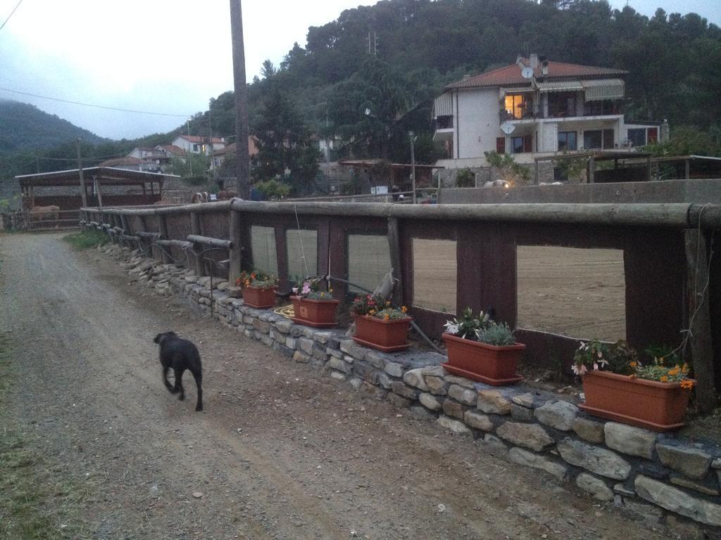 Отель Il Piccolo Ranch Черво Экстерьер фото